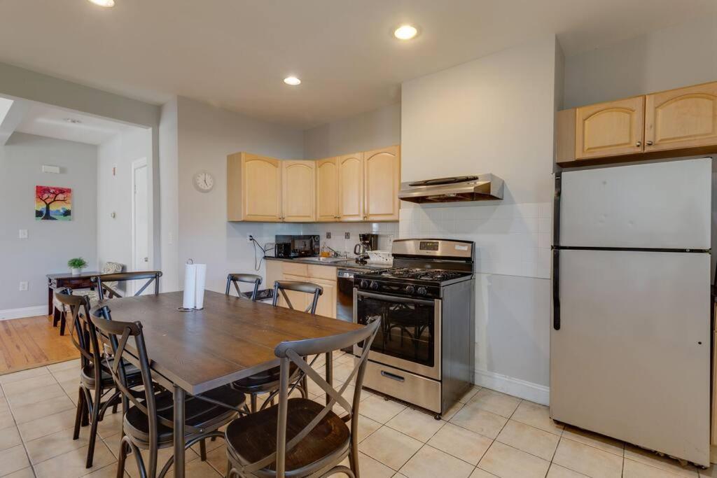 New! Boston Condo Near Mbta, 3 Mi To Fenway! Экстерьер фото