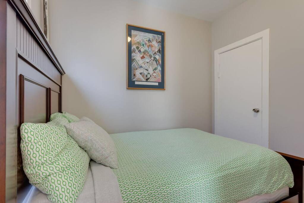 New! Boston Condo Near Mbta, 3 Mi To Fenway! Экстерьер фото